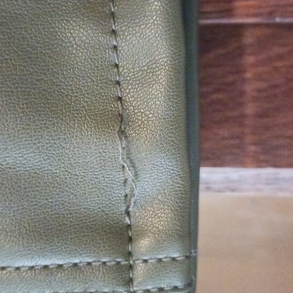 Bnwt Skirt - Picture 2 of 4